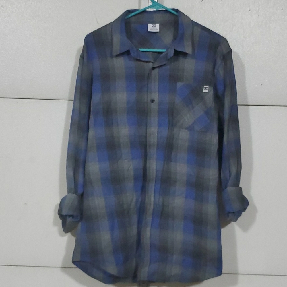 DC Mens Large long sleeve button up